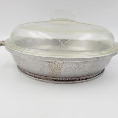 VINTAGE GUARDIAN WARE ALUMINUM CAST CASSEROLE SERVING DISH