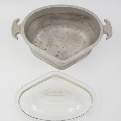 VINTAGE GUARDIAN WARE CAST ALUMINUM COOKING DISHES