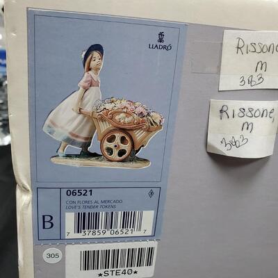 LLADRO  -  Loves Tender Tokens    Signed, Numbered