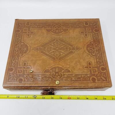 VINTAGE COOL FOLDING BOX