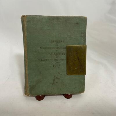 -105- MILITARY | 1917 US Army Infantry Book with Trench Art Book Clip