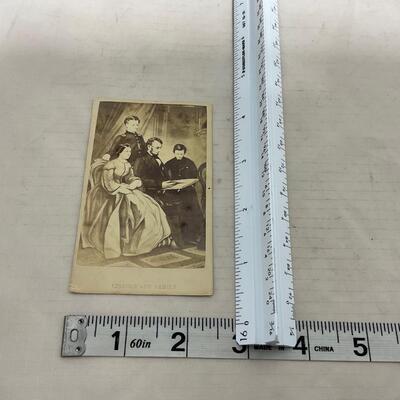 -112- HISTORY | Civil War Era Abe Lincoln with Family CDV