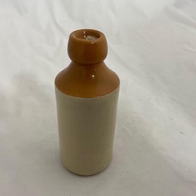 -123- HISTORY | 1800â€™s Ledicottâ€™s Clay Beer Bottle