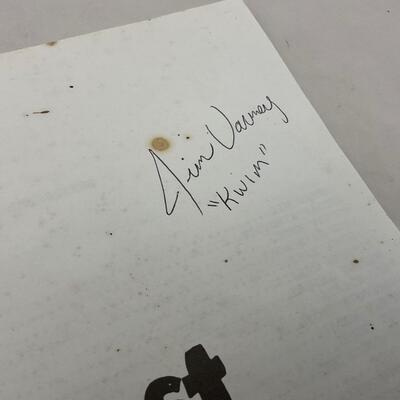 -137- COLLECTIBLE | Autographed Movie Promo Booklet | Ernest Jim Varney