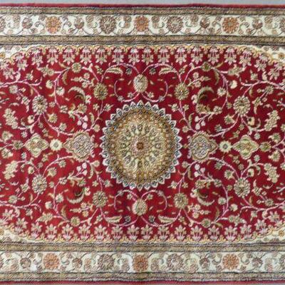 Turkish Silk 004, Hand Knotted Fine quality Turkish Silk Rug, 3' X 5' 
Excellent Conditions 

Retail Price= $4800
Below our...