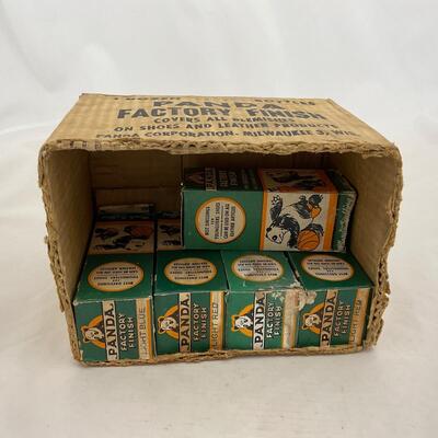 -141- ADVERTISEMENT | Box of Panda Shoe Polish Sports Themed