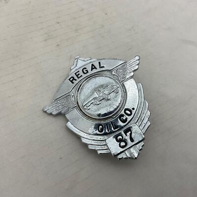-164- VINTAGE | Regal Oil Company Driver Badge