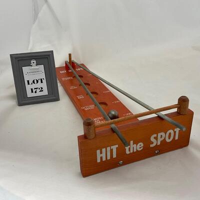 -172- VINTAGE | 1960â€™s Hit The Spot Skills Game