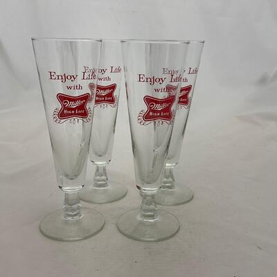 -173- VINTAGE | 1950â€™s Miller High Life Beer Glasses