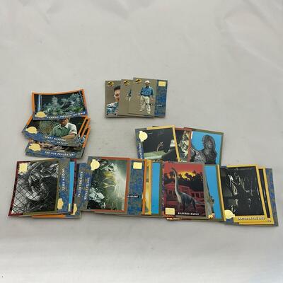 -175- POP CULTURE | Vintage Jurassic Park Cards