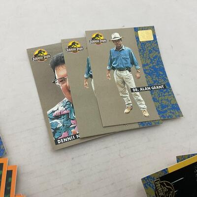 -175- POP CULTURE | Vintage Jurassic Park Cards
