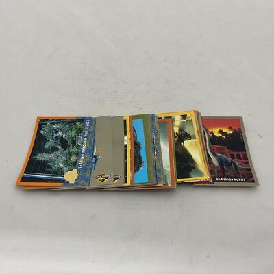 -175- POP CULTURE | Vintage Jurassic Park Cards