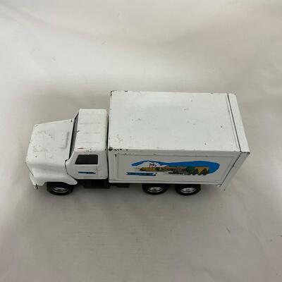 -187- VINTAGE | Ertl White Box Truck