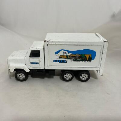 -187- VINTAGE | Ertl White Box Truck