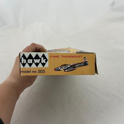 -196- VINTAGE | Military Air Craft Model Kits