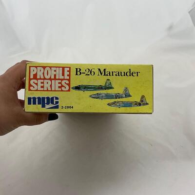 -196- VINTAGE | Military Air Craft Model Kits