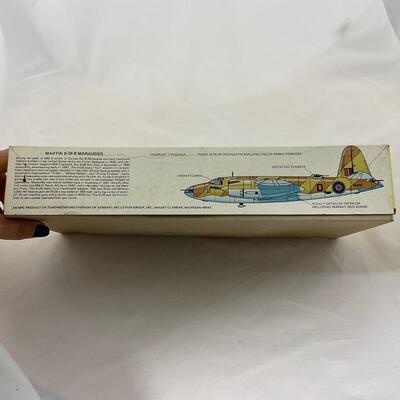 -196- VINTAGE | Military Air Craft Model Kits