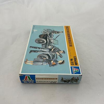 -197- VINTAGE | World War 2 Model Kits