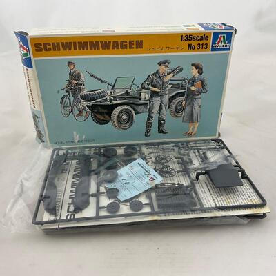 -197- VINTAGE | World War 2 Model Kits