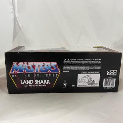 -208- POP CULTURE | Retro Masters of The Universe Land Shark