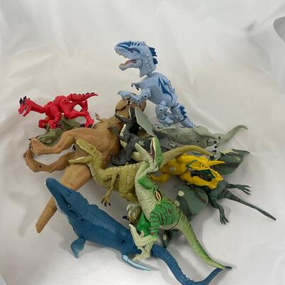 -212- POP CULTURE | 1990â€™s Jurassic Park Toys