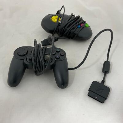 -213- GAMES | Vintage Video Game Controllers