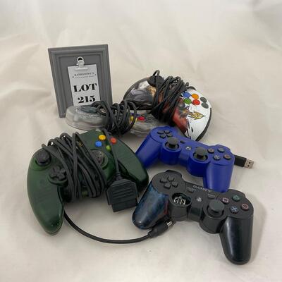 -215- GAMES | Vintage Video Game Controllers