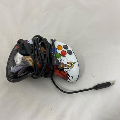 -215- GAMES | Vintage Video Game Controllers