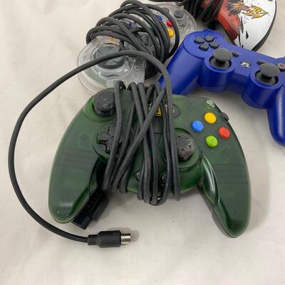 -215- GAMES | Vintage Video Game Controllers