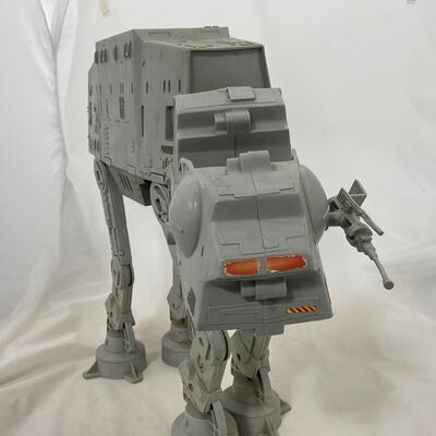 -227- VINTAGE | Star Wars 1981 AT - AT Walker