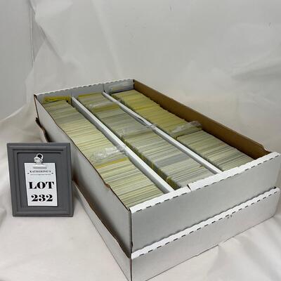 -232- POKÃ‰MON | Large Bulk Box of PokÃ©mon Cards