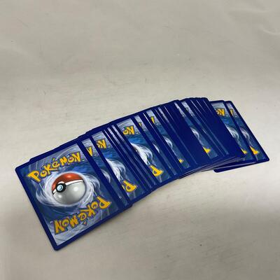 -235- POKÃ‰MON | 2020 Charmeleon Pokemon Cards