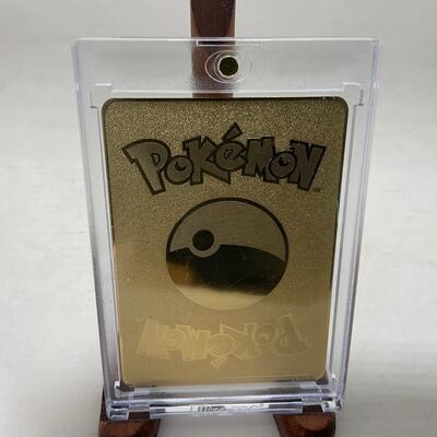-245- POKÃ‰MON | Gold/Metal Charizard Rainbow VMAX Card