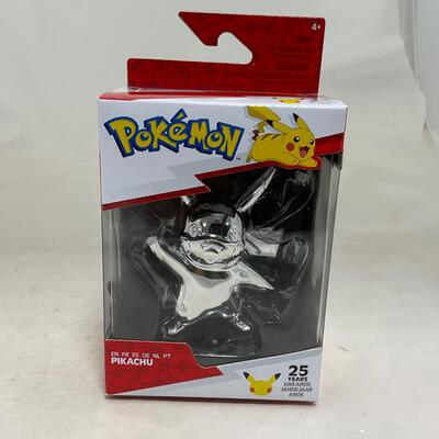 -255- POKÃ‰MON | 25 Year Anniversary Silver Pikachu Figure