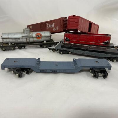 -262- TRAINS | Mixed Vintage Train Cars