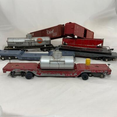 -262- TRAINS | Mixed Vintage Train Cars