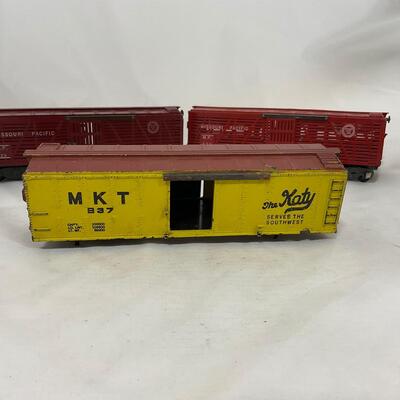 -266- TRAINS | 1950â€™s American Flyer Box Cars