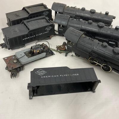 -270- TRAINS | Vintage American Flyer Engine #303 with Tender