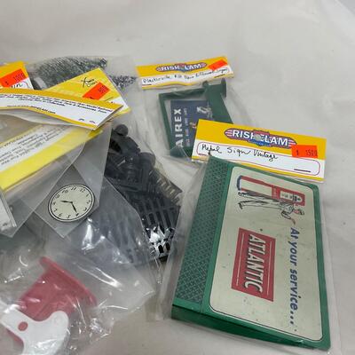 -274- TRAINS | Model Rail Road Accessories and Scenery