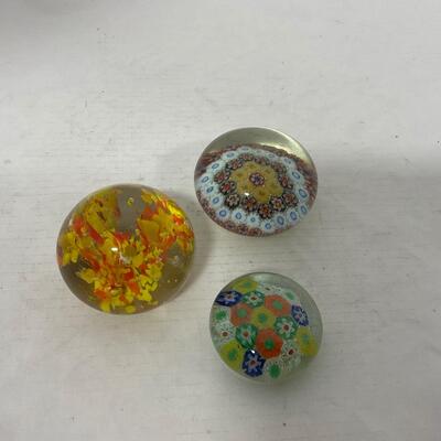 -286- VINTAGE | Glass Paper Weights