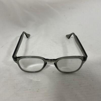 -289- VINTAGE | Mixed Group of Glass and Sunglasses