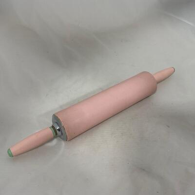 -290- VINTAGE | Mid Century Pink Rolling Pin
