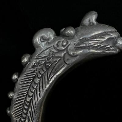 Rare Ethnic Chinese Dragon Bracelet in cultural silver