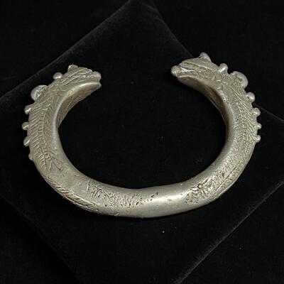Rare Ethnic Chinese Dragon Bracelet in cultural silver