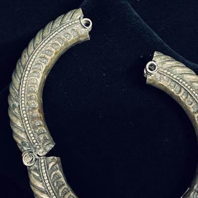 Antique East Indian hinged holloware bracelet