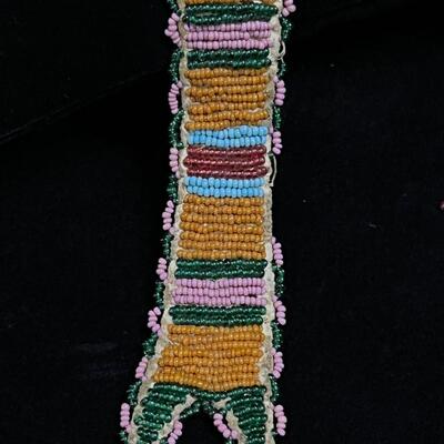 Antique Native American Iriquois beaded watch pouch