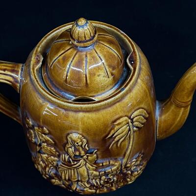 19th C Antique American Bennington Teapot Rebecca at the Well