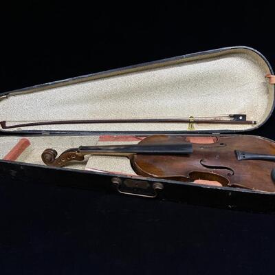 Antique Violin marked Stradiurius Cremonensis w case bow etc