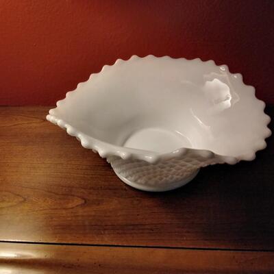 Milk Glass Basket Without Handles
