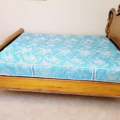 ANTIQUE TIGER OAK FRAME, MATTRESS & BOX SPRING - (MATTRESS SET MADE IN TOPEKA)